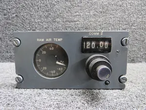 S-215-2 Gates Learjet Ram Air Temperature Indicator and Comm 2 Control Assembly